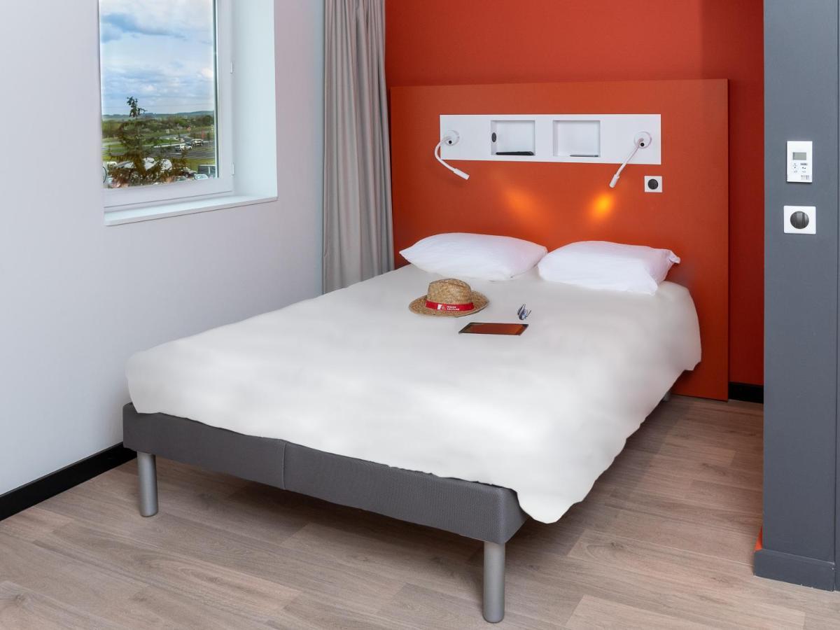 Ibis Budget Cognac Chateaubernard Exterior photo