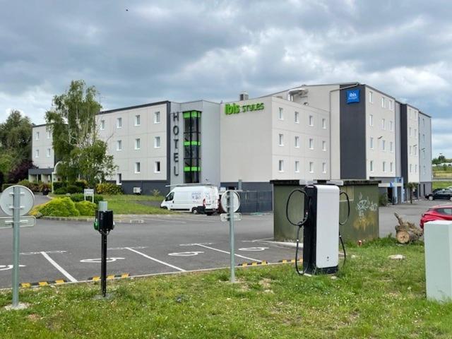Ibis Budget Cognac Chateaubernard Exterior photo